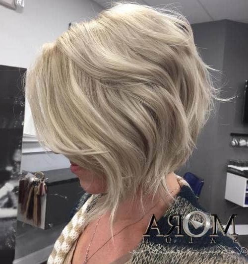 50 Fresh Short Blonde Hair Ideas To Update Your Style In 2018 Intended For Angled Ash Blonde Haircuts (View 8 of 25)