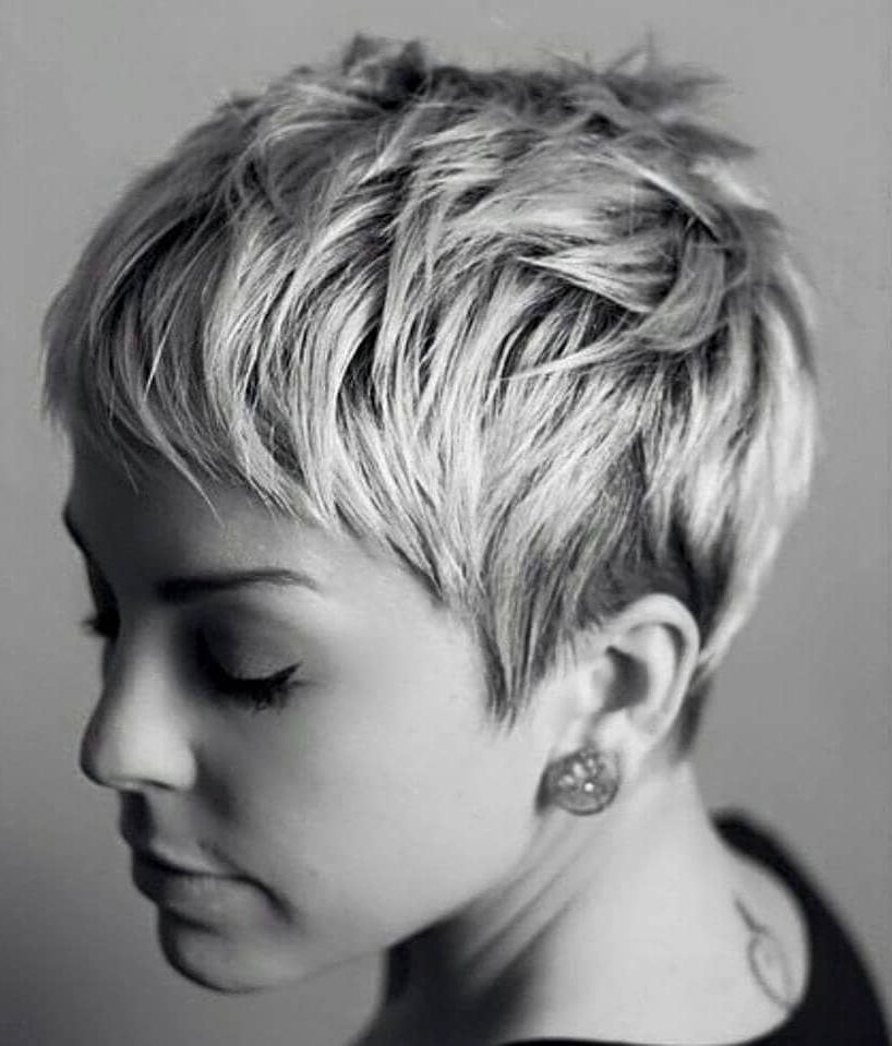 50 Pixie Haircuts You'll See Trending In 2018 With Regard To Tapered Gray Pixie Hairstyles With Textured Crown (View 3 of 25)