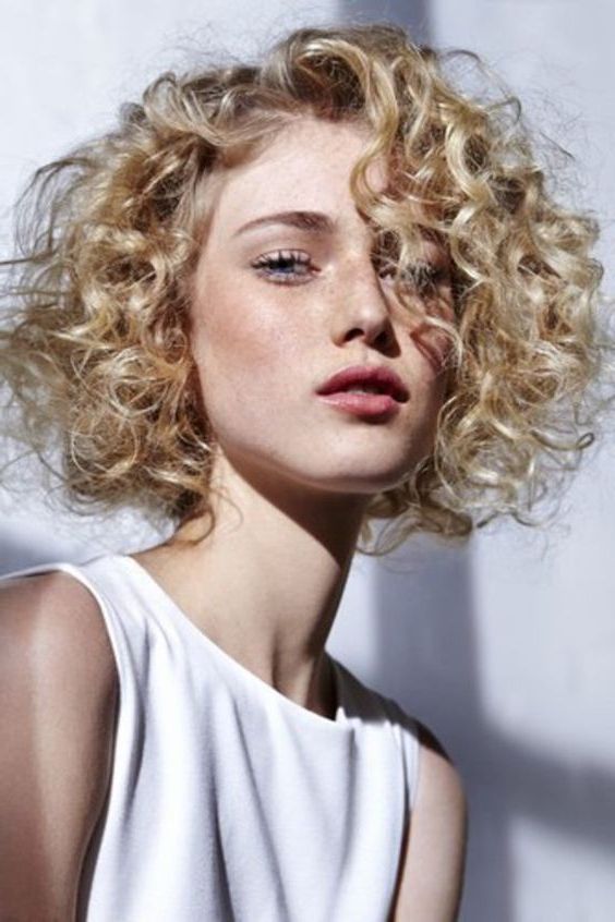 54 Nice Cute Curly Hairstyles For Medium Hair 2017 | Haircuts And Regarding Playful Blonde Curls Hairstyles (Photo 1 of 25)