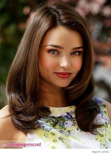 Miranda Kerr's Luxe Blow Out Hairstyle | Hair / Nail / Make Up In Within Perfect Blow Out Hairstyles (View 14 of 25)