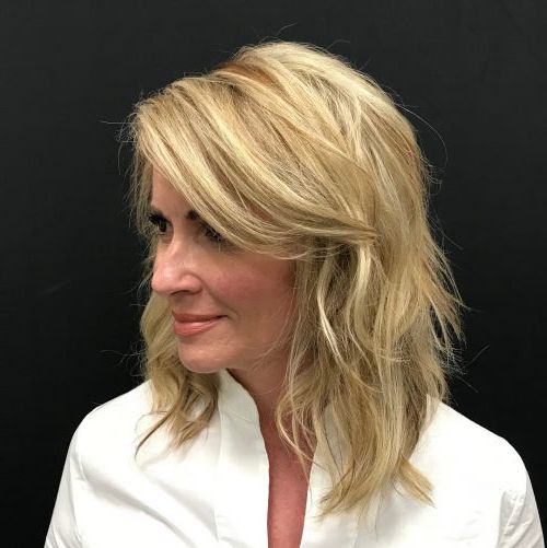 114 Top Shoulder Length Hair Ideas To Try (updated For 2019) Within Most Recently Swoopy Layers Hairstyles For Mid Length Hair (Photo 18 of 25)