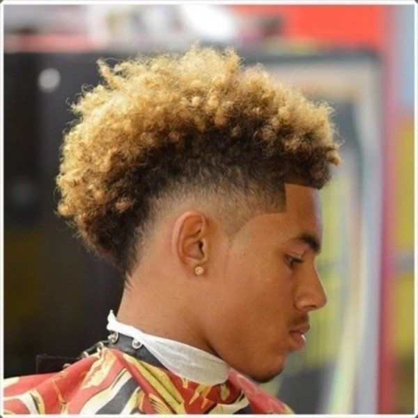 Featured Photo of 25 Inspirations Mohawk Haircuts with Blonde Highlights