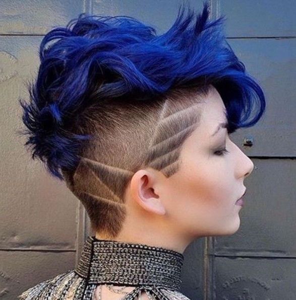 22 Trendy And Tasteful Two Tone Hairstyle You'll Love | Pixie For Lavender Ombre Mohawk Hairstyles (View 14 of 25)