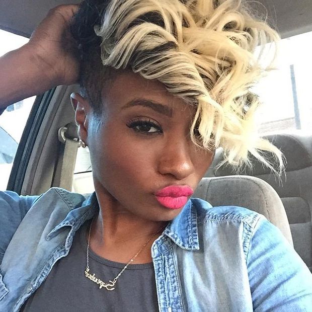 50 Short Hairstyles For Black Women | Stayglam With Mohawk Haircuts With Blonde Highlights (Photo 8 of 25)