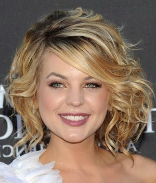 81 Stunning Curly Hairstyles For 2019 Short,medium & Long Curly Inside Most Popular Medium Messy Curly Haircuts (Photo 22 of 25)