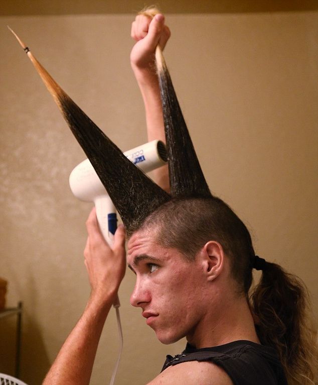 Teen Sent Home From High School For Having 16 Inch Mohawk | Daily For Hot Pink Fire Mohawk Hairstyles (Photo 19 of 25)