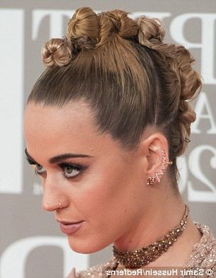 This Week's Top Five Celebrity Hair And Make Up Looks | Daily Mail With Regard To Billy Idol’s Hot Cousin Faux Hawk Hairstyles (View 21 of 25)