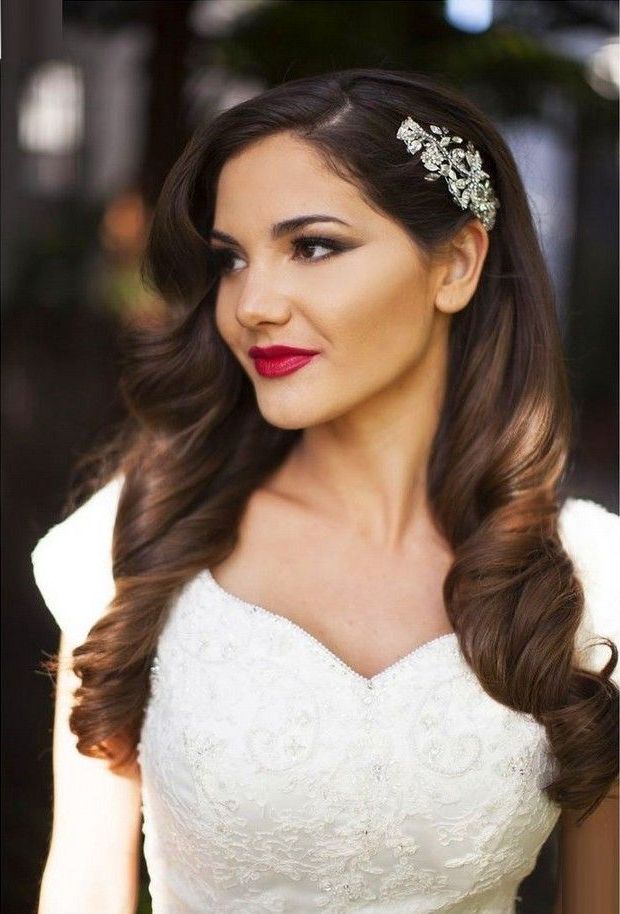 16 Seriously Chic Vintage Wedding Hairstyles | Vintage Hair Intended For Vintage Asymmetrical Wedding Hairstyles (View 7 of 25)