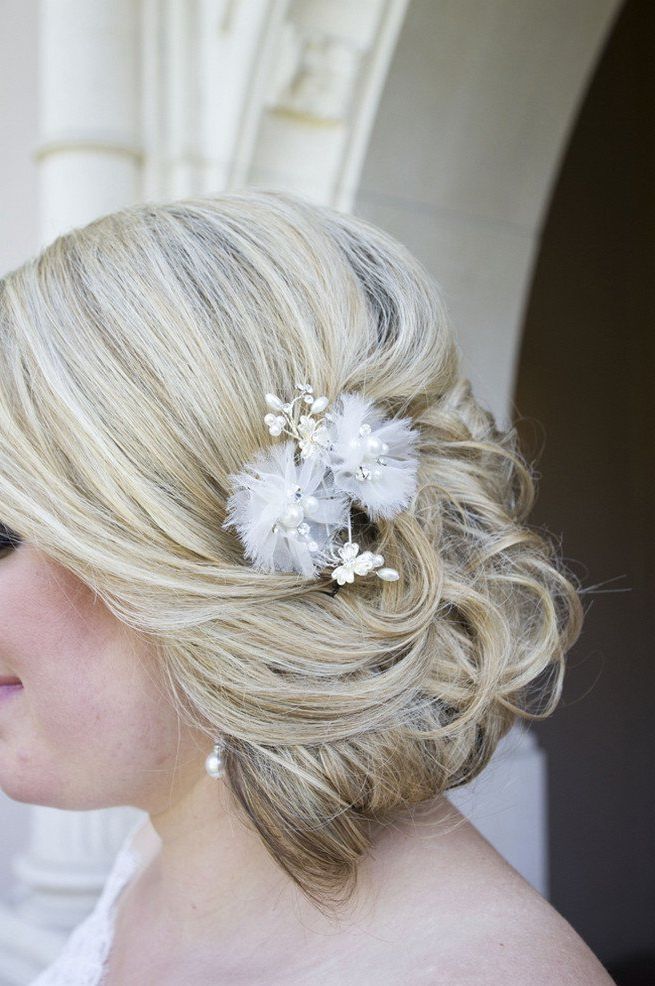 17 Jaw Dropping Wedding Updos & Bridal Hairstyles With Regard To Vintage Asymmetrical Wedding Hairstyles (View 22 of 25)