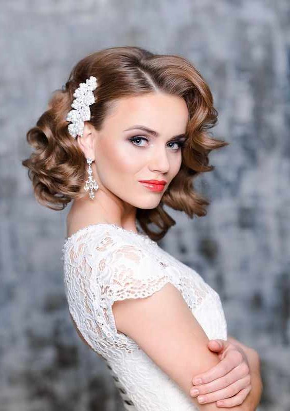 20 New Curly Wedding Hairstyles For Short Hair | Trend Hairstyles 2019 With Regard To Curly Wedding Updos For Short Hair (View 16 of 25)