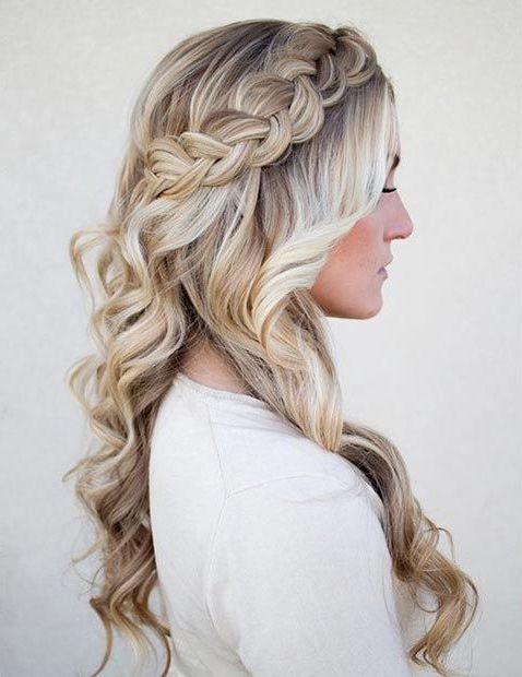 26 Stunning Half Up, Half Down Hairstyles | Stayglam Hairstyles In Side Lacy Braid Bridal Updos (View 2 of 25)