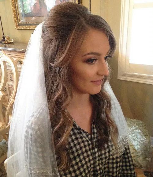 50 Stylish Half Up Half Down Wedding Hairstyles – Page 5 Of 51 With Veiled Bump Bridal Hairstyles With Waves (View 2 of 25)