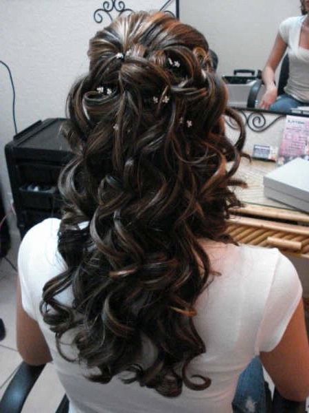 55 Ravishing Wedding Hairstyles For Long Hair – Hairstylecamp Regarding Large Curl Updos For Brides (View 5 of 25)