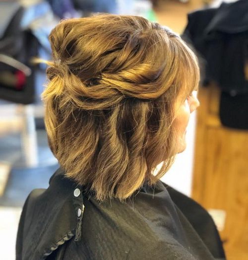 Mother Of The Bride Hairstyles: 25 Elegant Looks For 2019 In Professionally Curled Short Bridal Hairstyles (View 21 of 25)