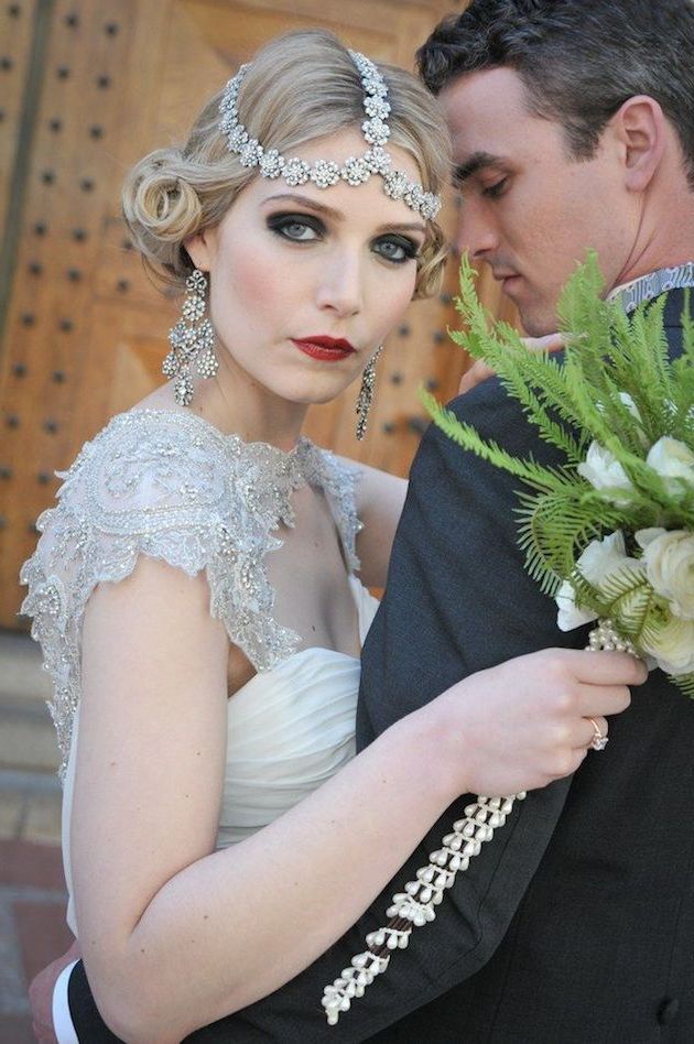 Vintage Gorgeous Gatsby Short Wedding Hairstyle | Deer Pearl Flowers Within Short Wedding Hairstyles With Vintage Curls (View 20 of 25)