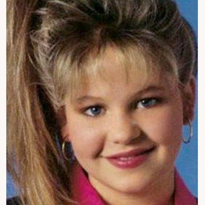 13 Hairstyles You Totally Wore In The '80S | Allure In Teased Prom Updos With Cute Headband (View 18 of 25)