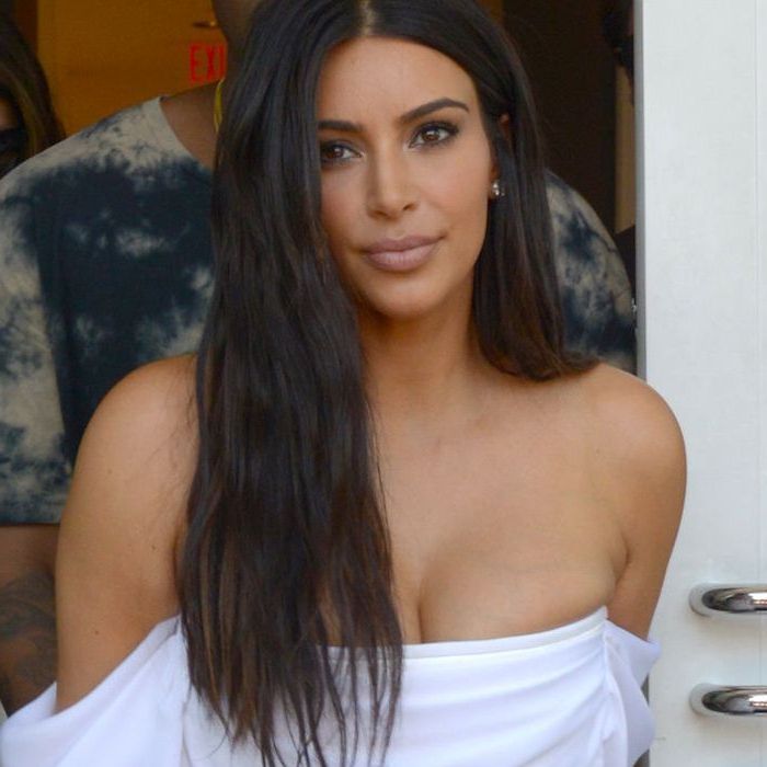 15 Times We Bowed Down To Kim Kardashian's Hair Regarding Kim Kardashian Long Haircuts (View 12 of 25)