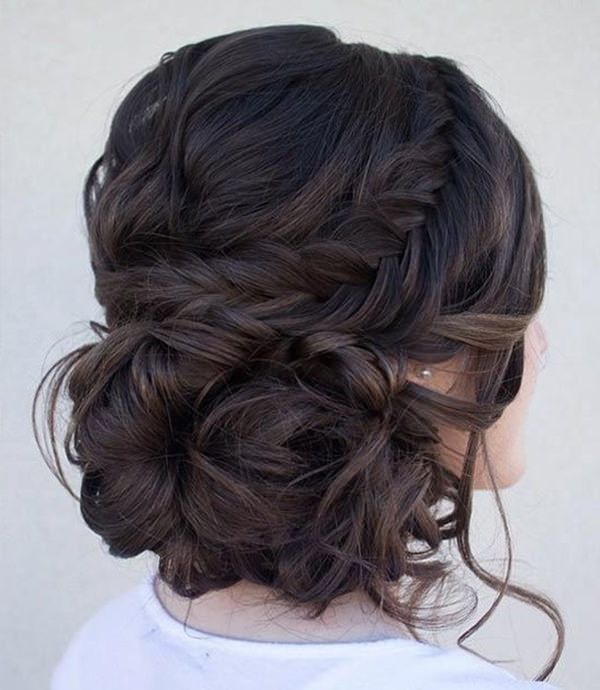 154 Updos For Long Hair Featuring Beautiful Braids And Buns Throughout Classic Prom Updos With Thick Accent Braid (View 23 of 25)
