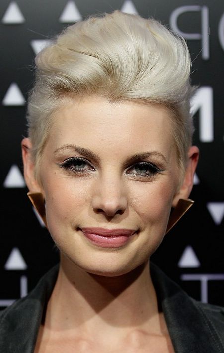16 Pompadour & Quiff Hairstyles For Women – Pretty Designs In Womens Long Quiff Hairstyles (Photo 2 of 25)