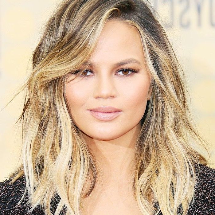 18 Flattering Haircuts For Round Faces Pertaining To Long Hairstyles That Make You Look Thinner (View 1 of 25)