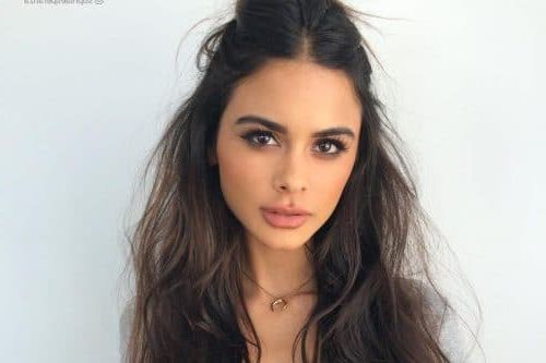 18 Greatest Long Hairstyles For Women With Long Hair In 2019 Intended For Long Hairstyles Without Bangs (Photo 16 of 25)