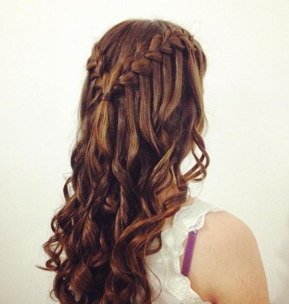21 Gorgeous Homecoming Hairstyles For All Hair Lengths – Popular With Regard To Long Hairstyles For Dances (View 10 of 25)