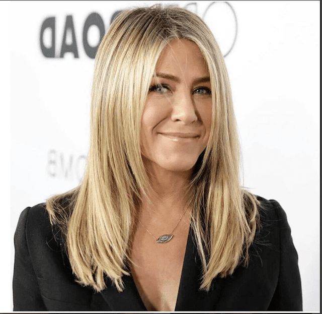 21 Of Jennifer Aniston's Most Iconic Hairstyles Pertaining To Jennifer Aniston Long Haircuts (View 6 of 25)