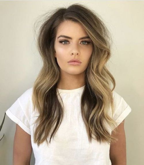 22 Easy Hairstyles For Long Hair (Fast Looks For 2019) Intended For Messy Loose Curls Long Hairstyles With Voluminous Bangs (View 4 of 25)