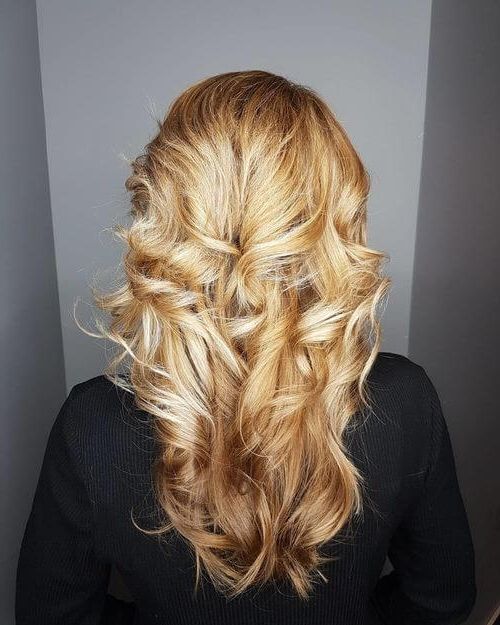34 Cutest Long Layered Haircuts Trending In 2019 In Long Hairstyles With Layers And Curls (View 20 of 25)
