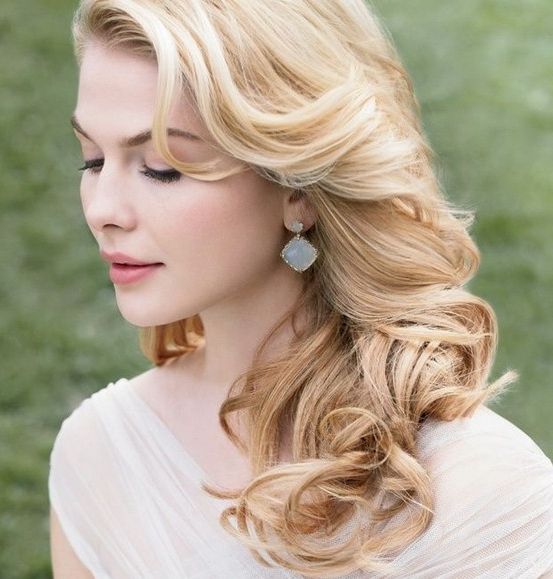 35 Wedding Hairstyles: Discover Next Year's Top Trends For Brides Pertaining To Long Hairstyles Curls Wedding (View 17 of 25)