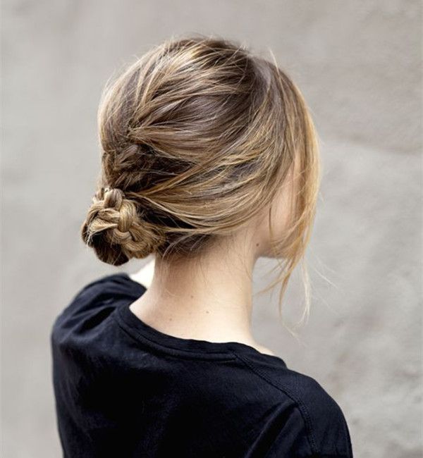 5 Quick And Easy Low Bun Hairstyles For A Busy Morning – Vpfashion With Looped Low Bun Hairstyles (Photo 11 of 25)