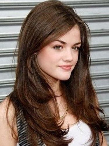 50 Beguiling Long Hairstyles For Women With Round Faces Intended For Long Haircuts For Round Faces (Photo 5 of 25)