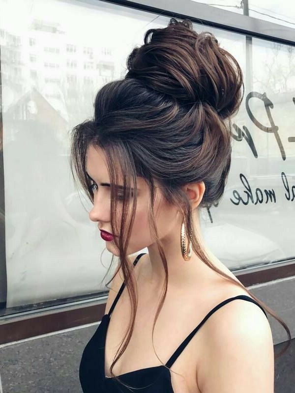 55 Easy Updos To Look Effortlessly Chic With Casual Updos For Long Thick Hair (View 5 of 25)