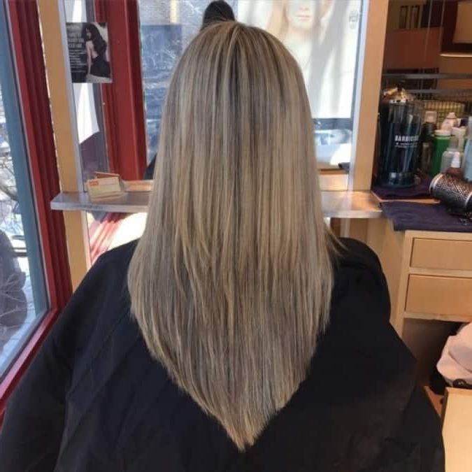 6 Unbeatable 'v' Shape Haircuts For Women [2019] Throughout Reddish Brown Hairstyles With Long V Cut Layers (View 22 of 25)