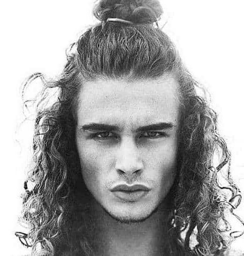 60 Best Long Curly Hairstyle Ideas – Trend In 2019 – Cool Men's Hair With Regard To Long Curly Haircuts For Men (View 23 of 25)