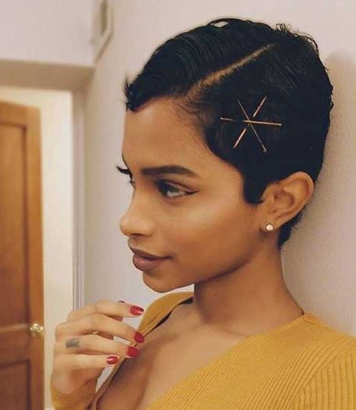 Adorable Short Hairstyles With Bobby Pins In Long Hairstyles With Bobby Pins (View 14 of 25)