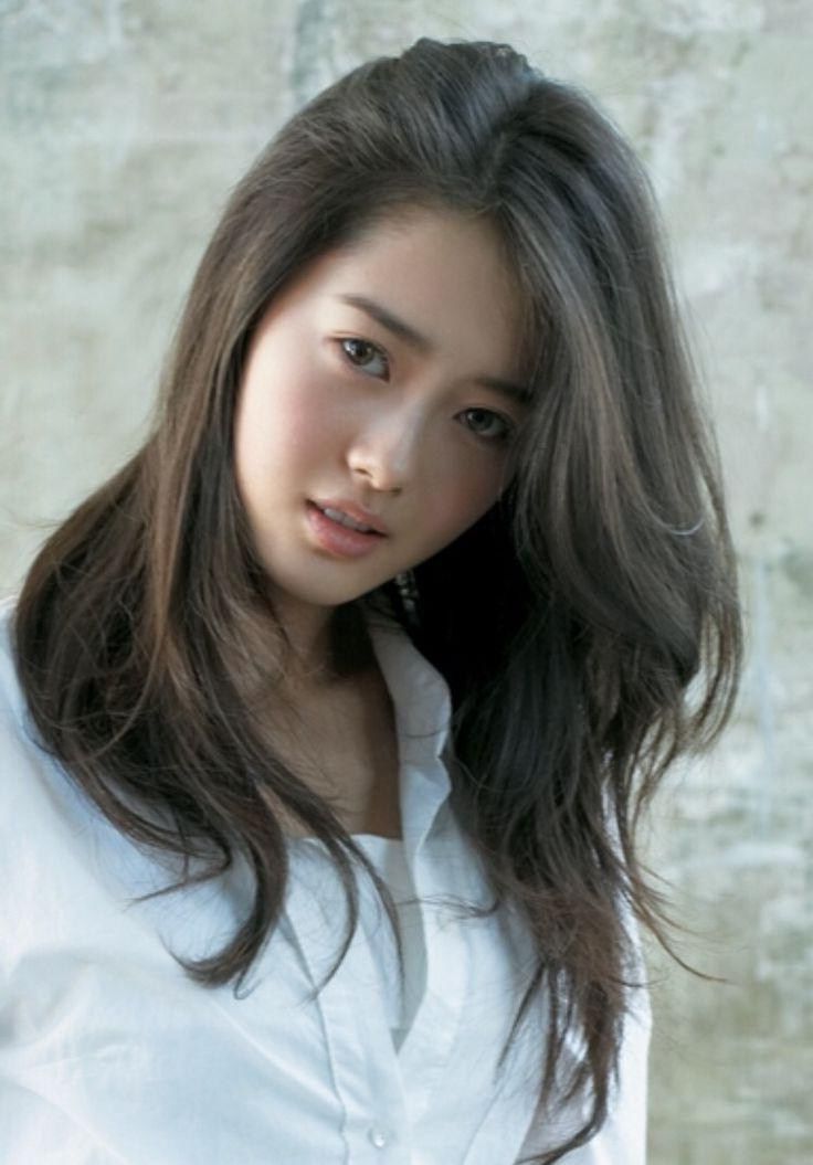 Best Collection Of Long Hairstyles Korean Actress – Styles Art Inside Long Hairstyles Asian Girl (Photo 6 of 25)