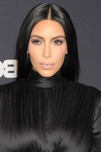 Hairstyles: Kim Kardashian – Long Straight Hairstyle Intended For Long Hairstyles Kim Kardashian (Photo 23 of 25)