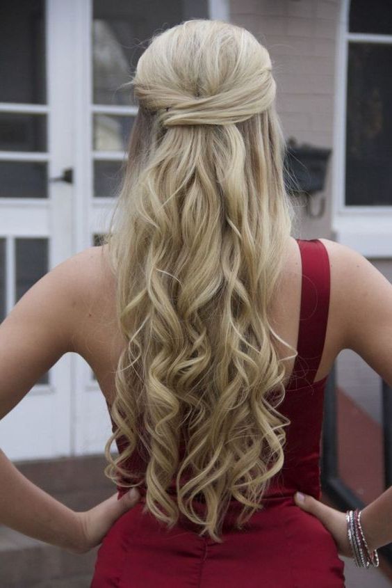 Half Up Half Down Curly Prom Hairstyles For Long Hair | Curly For Charming Waves And Curls Prom Hairstyles (Photo 14 of 25)