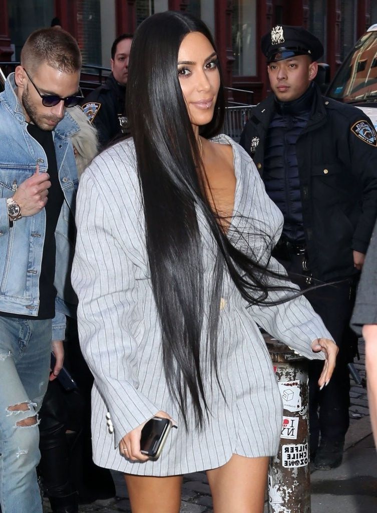 Kim Kardashian Long Hairstyles – Kim Kardashian Hair – Stylebistro With Kim Kardashian Long Hairstyles (View 9 of 25)