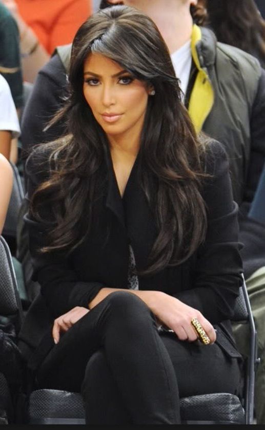 Kim Kardashian Long Layers. Side Bang. Long Hair (View 15 of 25)