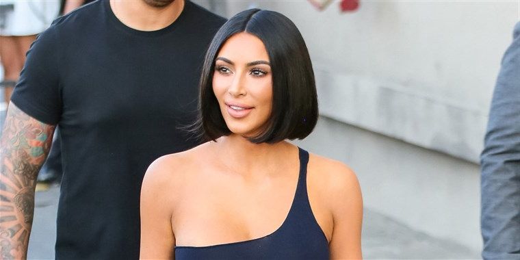 Kim Kardashian West Shows Off Her New Bob Hairstyle With Long Hairstyles Kim Kardashian (View 22 of 25)
