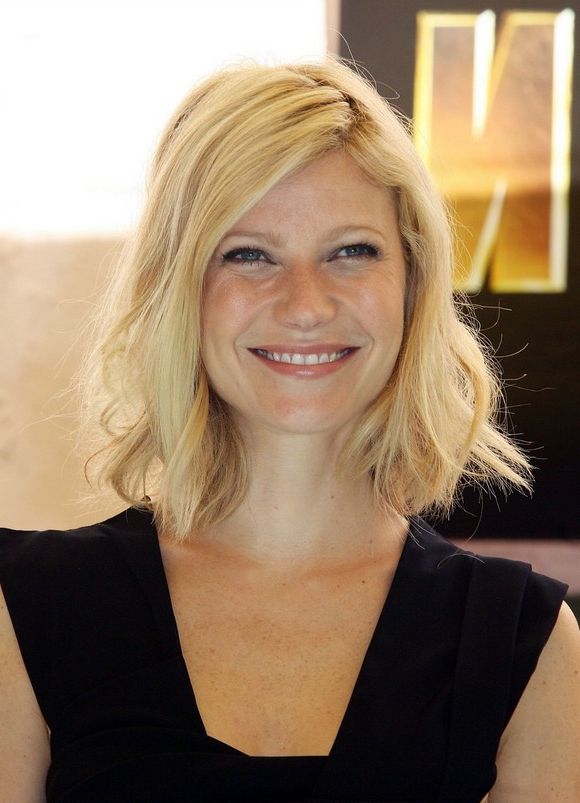 Long Bob Hairstyle With Casual Half Done Twists: Gwyneth Paltrow's Inside Half Short Half Long Haircuts (View 24 of 25)