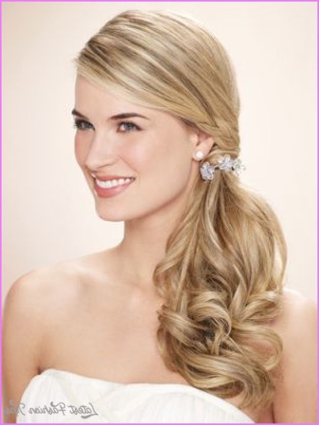 Nice Prom Hairstyles Side Ponytail | Hair In 2019 | Wedding Ponytail Within Low Curly Side Ponytail Hairstyles For Prom (Photo 4 of 25)