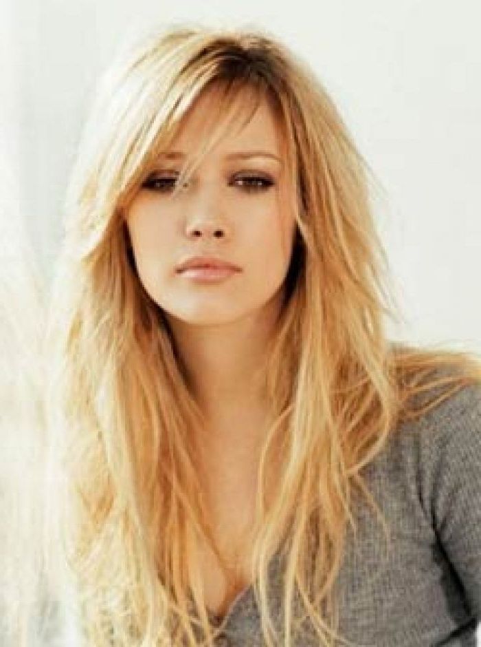 Side Swept Bangs With Long Layered Hair Looks Sassy On Hilary Duff In Long Haircuts With Layers And Side Swept Bangs (View 10 of 25)