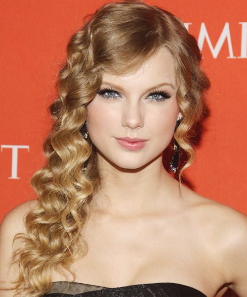 Taylor Swift Formal Long Curly Hairstyle – Dark Blonde Hair Color Throughout Taylor Swift Long Hairstyles (Photo 24 of 25)