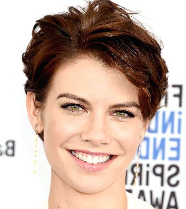 Unique Short Hairstyles For Round Faces Double Chin Short Hairstyles In Long Hairstyles For Fat Faces And Double Chins (Photo 25 of 25)