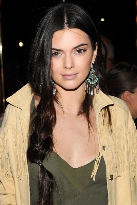 10 Chic Ways To Wear A Middle Part | Beauty & Hair | Jenner Within Newest Side Parted Loose Cornrows Braided Hairstyles (View 17 of 25)