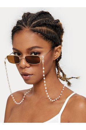 Beaded Design Glasses Chain With Regard To Most Popular Puka Shell Beaded Braided Hairstyles (View 15 of 25)