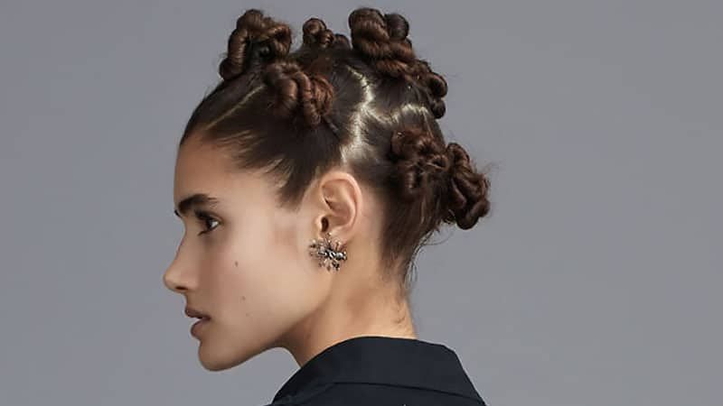 30 Stunning Prom Hairstyles For 2019 – The Trend Spotter With Regard To Topknot Hairstyles With Mini Braid (View 15 of 25)